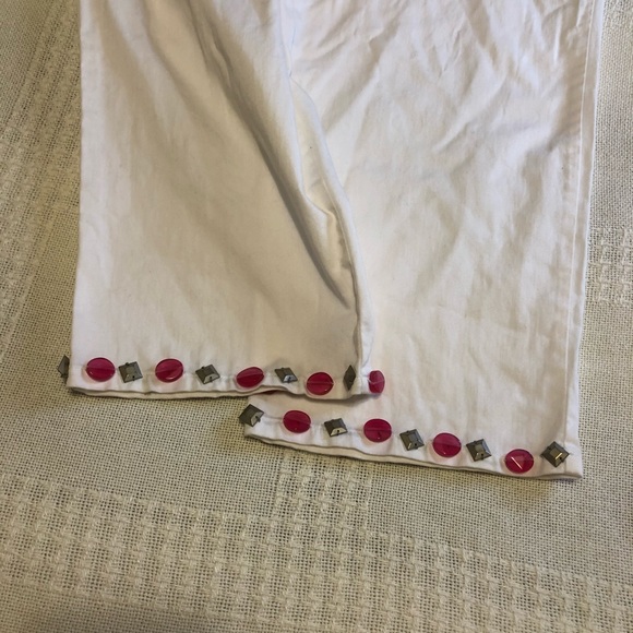 Shorts for women’s - Picture 2 of 8